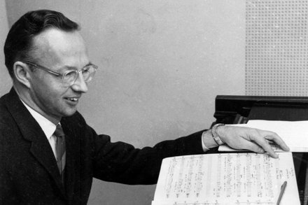 Leslie Bassett, FAAR 1963