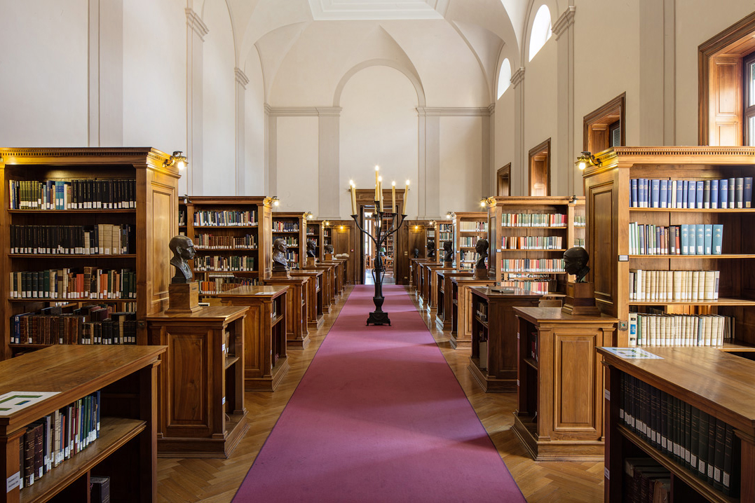 Color photograph of the interior of the AAR Library